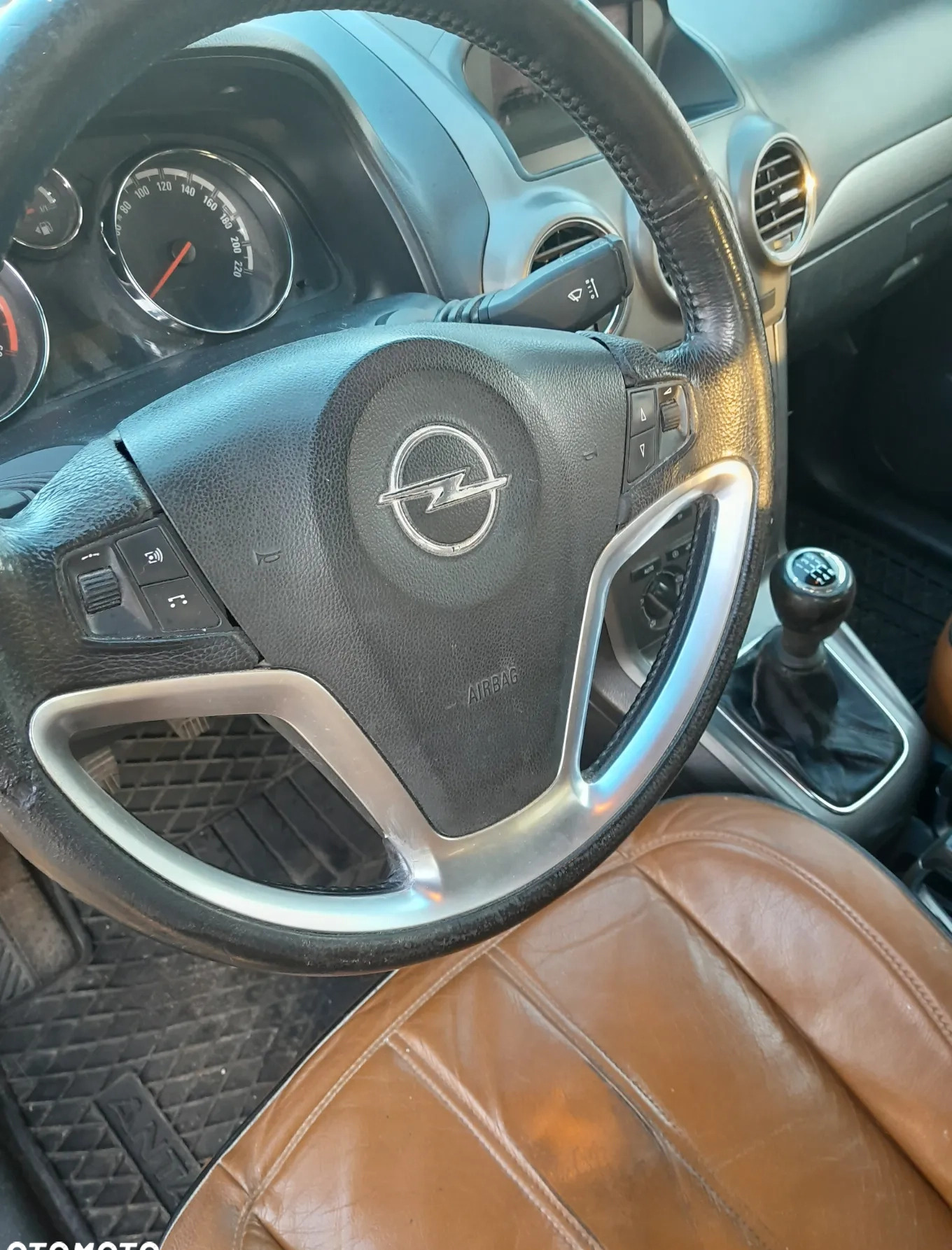 Opel Antara cena 14500 przebieg: 311000, rok produkcji 2008 z Płock małe 106